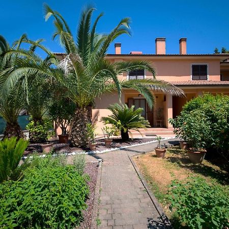 Villa Alida Casa Vacanze Фолиньо Екстериор снимка