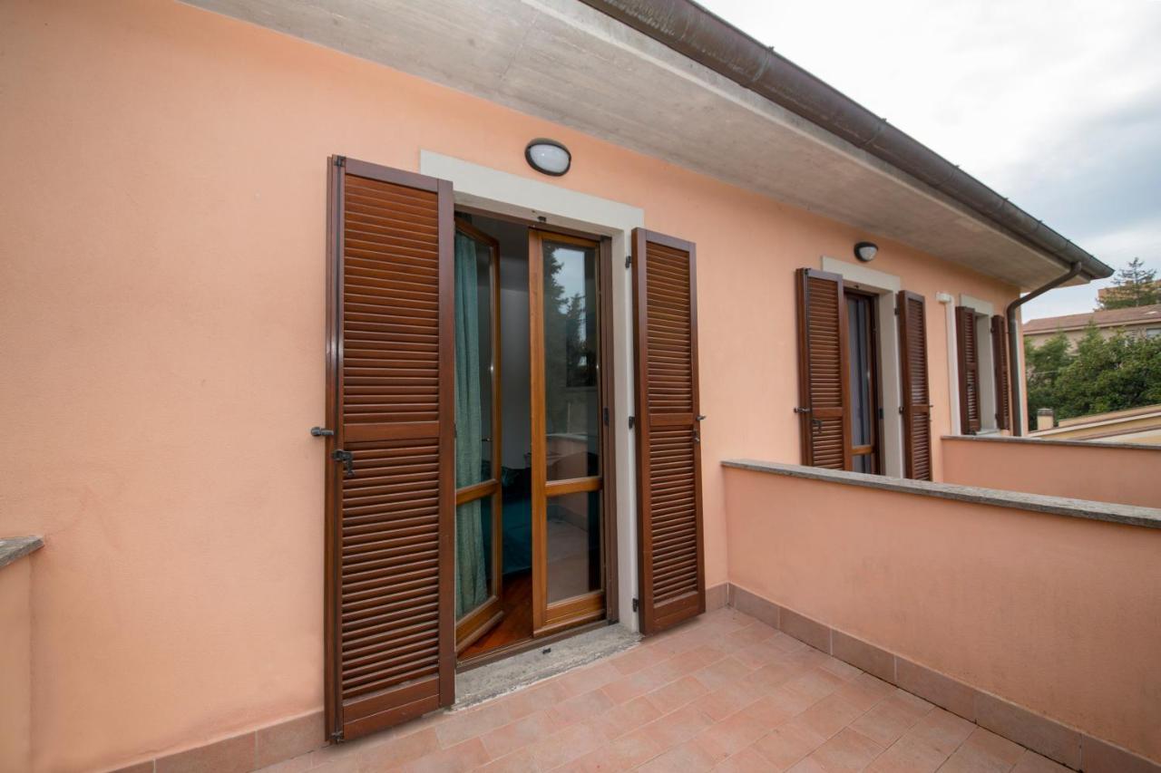 Villa Alida Casa Vacanze Фолиньо Екстериор снимка