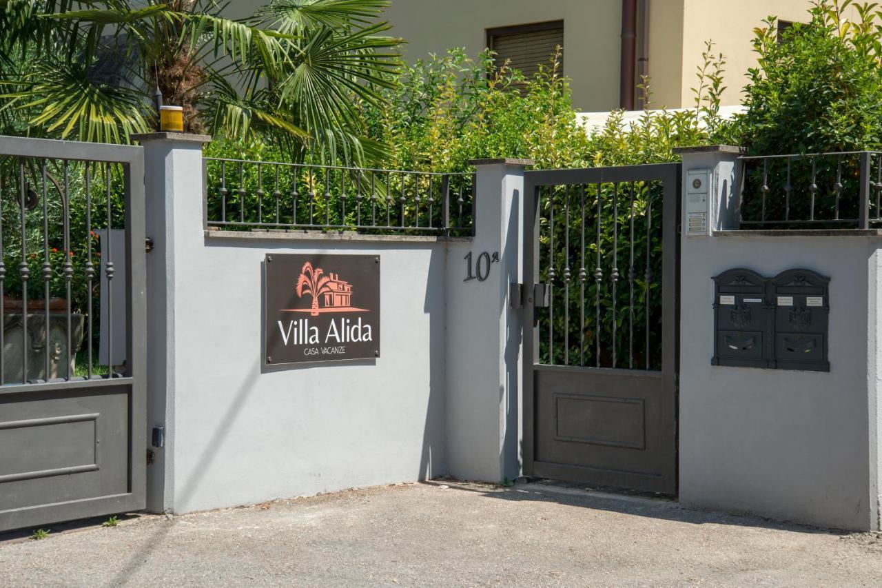 Villa Alida Casa Vacanze Фолиньо Екстериор снимка