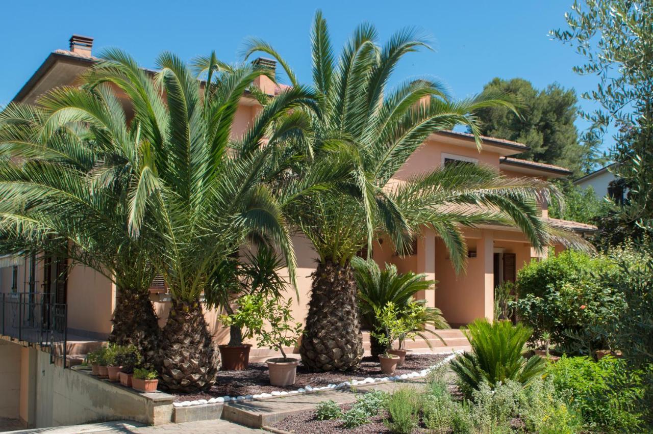 Villa Alida Casa Vacanze Фолиньо Екстериор снимка