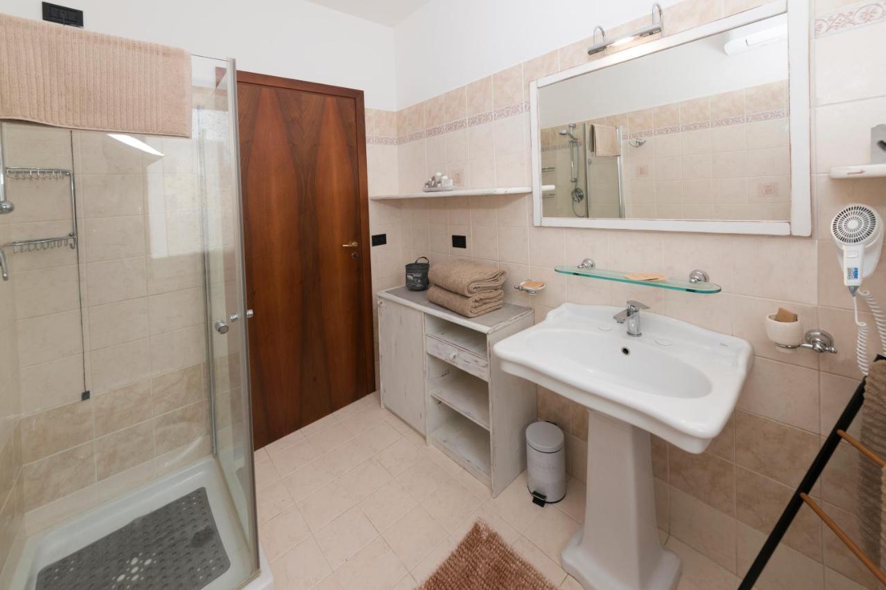 Villa Alida Casa Vacanze Фолиньо Екстериор снимка